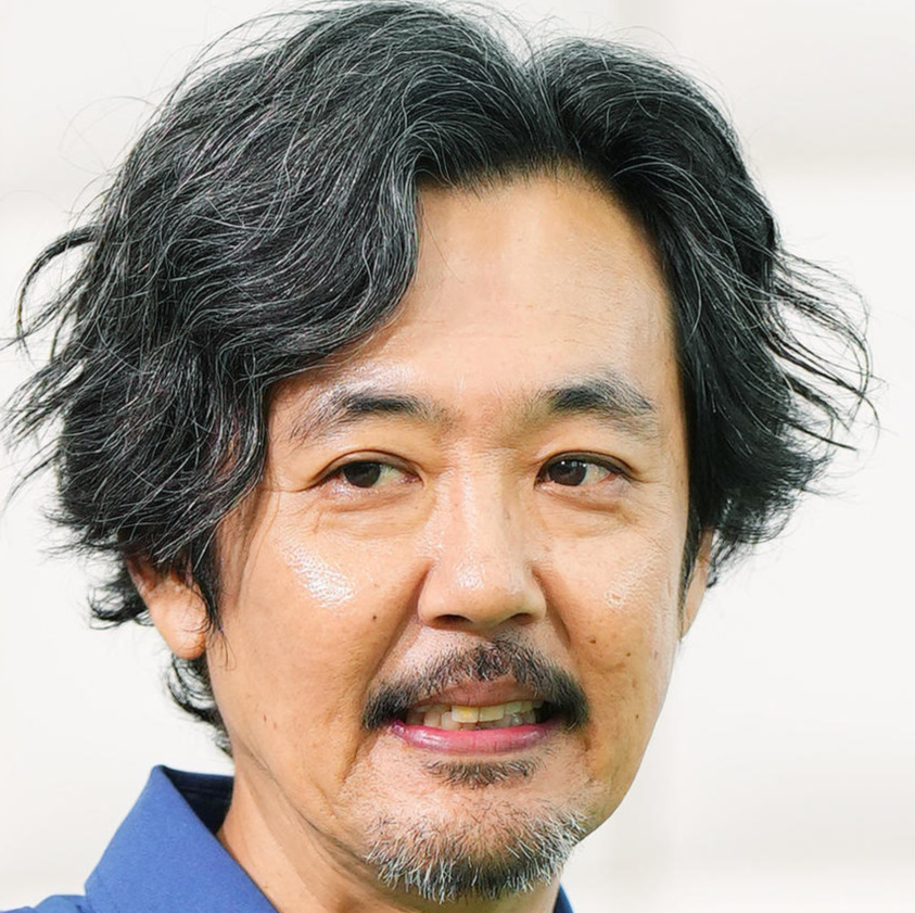 岡部たかし（2023年7月撮影）