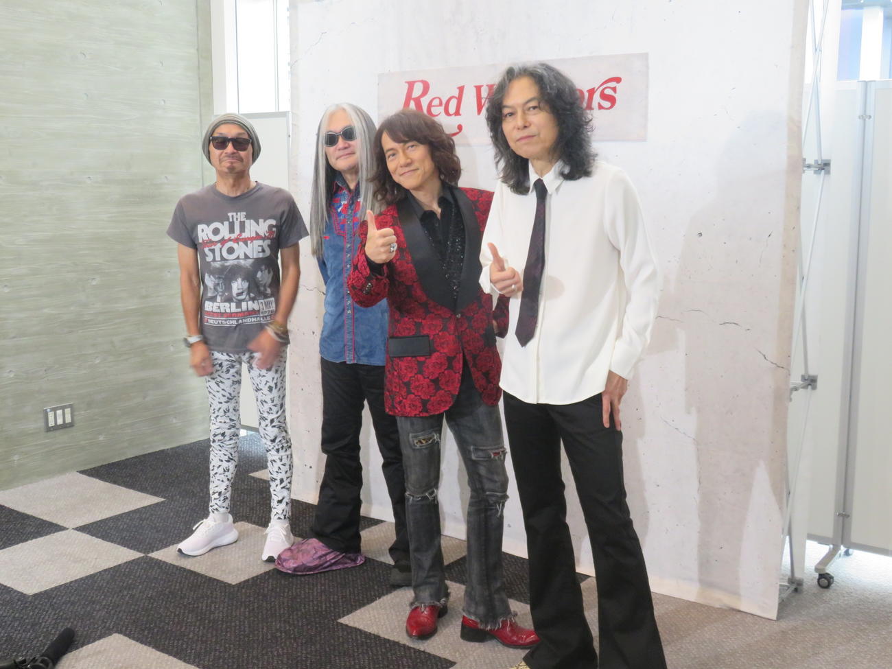 結成40周年RED WARRIORSを見に“渋公”へ 71歳高橋まことのドラムに