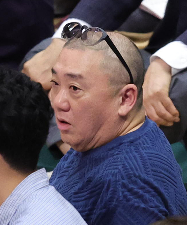 山本圭壱（2024年5月撮影）