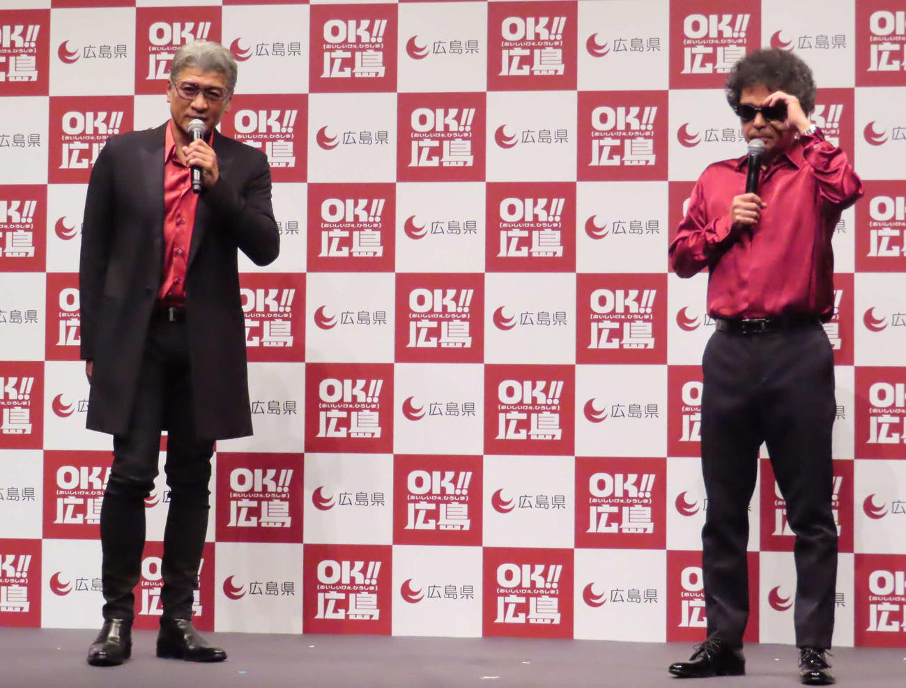 「OK！！広島（おいしいけぇ、広島）」記者発表会に出席したOoochie Koochie。左から吉川晃司、奥田民生
