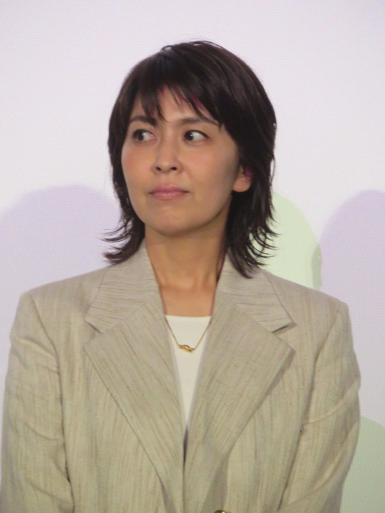 映画「夏の砂の上」完成披露舞台あいさつに出席した松たか子（撮影・川田和博）