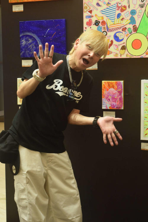 吉田ヒロ「これですね」、間寛平GMにためらいなく“ウン十万円”アート