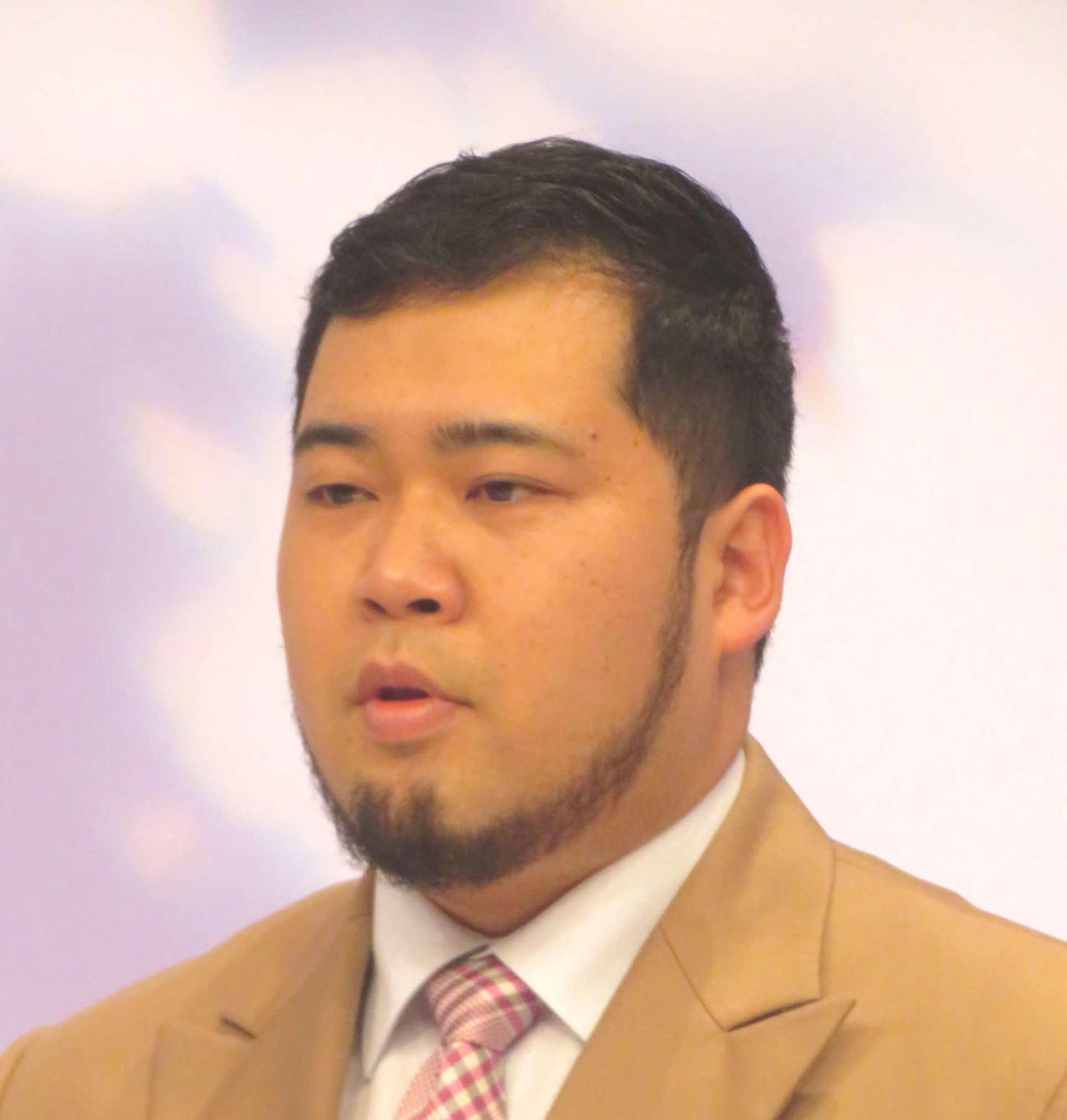 令和ロマン松井ケムリ（2025年4月撮影）