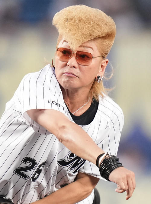 綾小路翔 「DJ OZMA」ダンサーの死去を発表「残念無念だぜ、この野郎