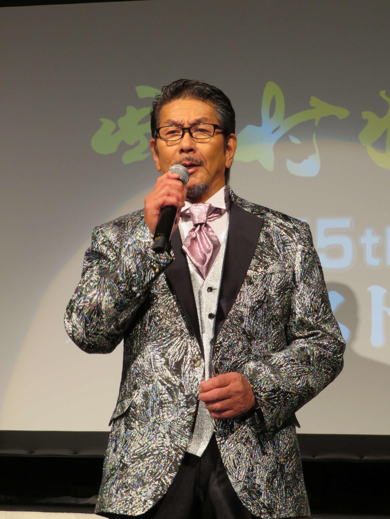 55周年記念イベント「野村将希　55th　永遠のストーリー」で「一度だけなら」を熱唱する野村将希