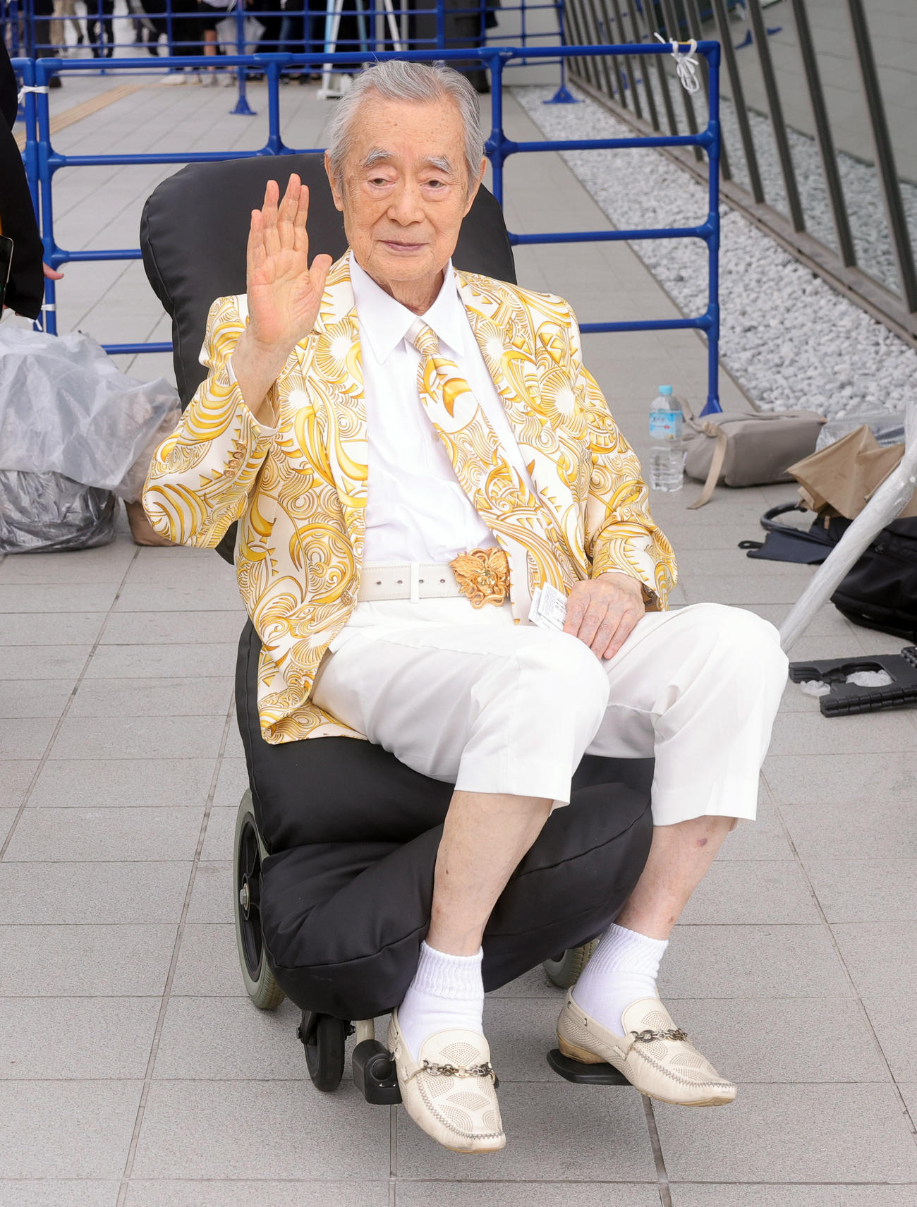 フジ・メディア・ホールディングスの株主総会出席を終えたドクター中松氏（撮影・野上伸悟）