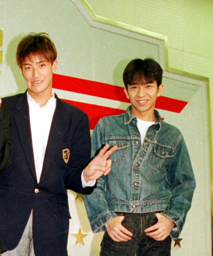 第45回紅白歌合戦に出場が決まり笑顔を見せる城島茂と松岡昌宏（1994年撮影）