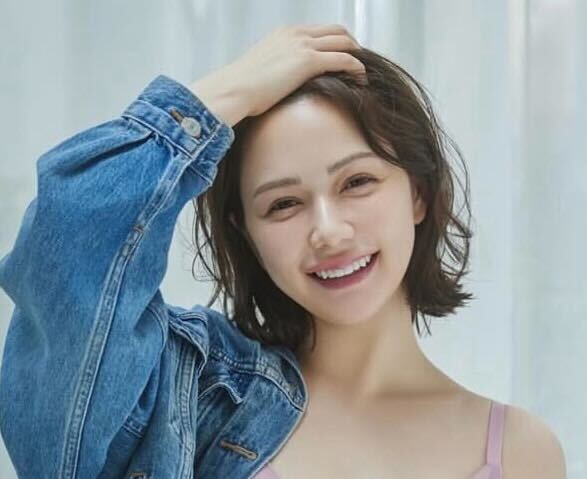 村重杏奈のインスタグラムから