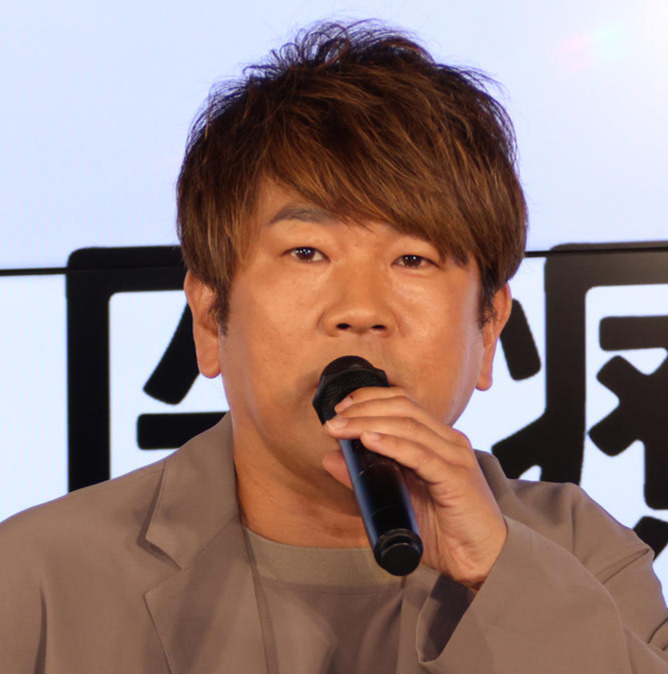 藤本敏史（2021年6月撮影）