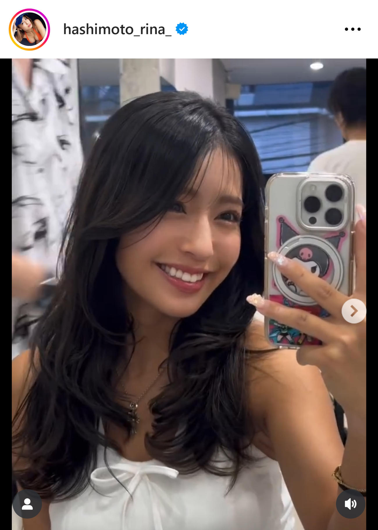 黒髪＆前髪ありの新ヘア（橋本梨菜のインスタグラムから）