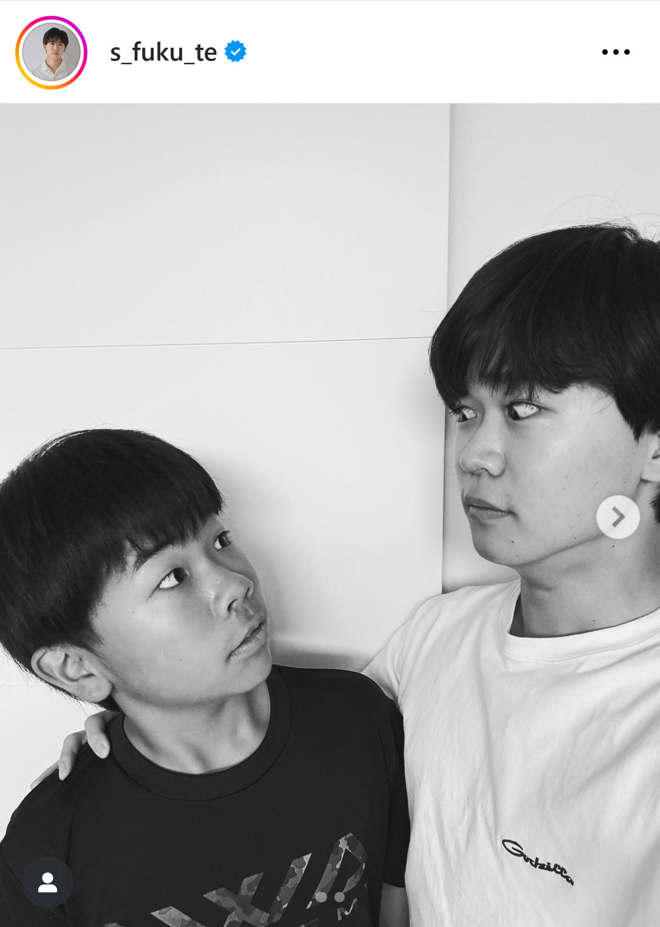 21歳鈴木福と12歳の弟・楽が2ショット（鈴木福のインスタグラムから）