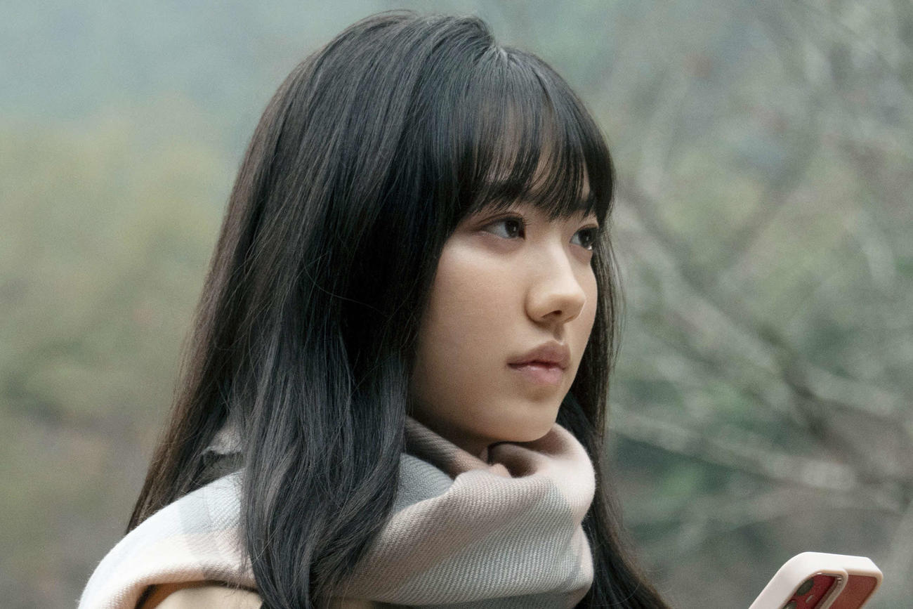 映画「俺ではない炎上」に出演する芦田愛菜（（C）2025「俺ではない炎上」製作委員会（C）浅倉秋成／双葉社）