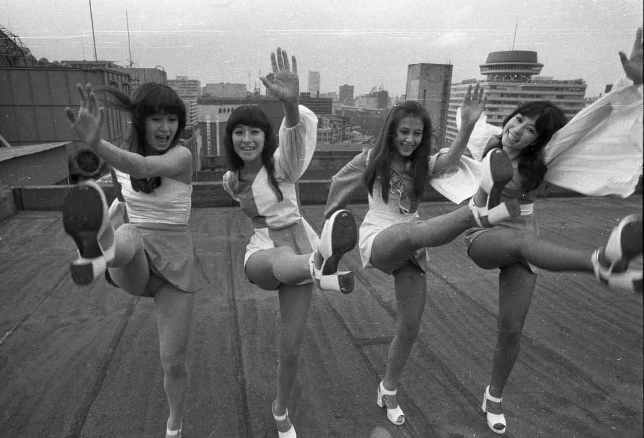 1970年代前半に活動した女性アイドルグループ・ゴールデンハーフ