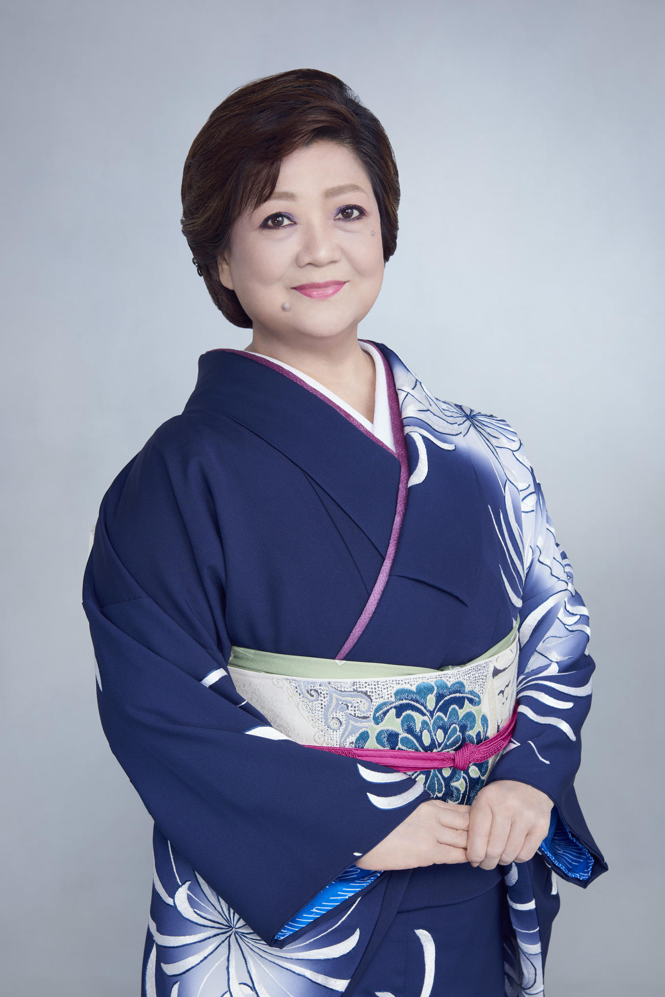 松原のぶえ