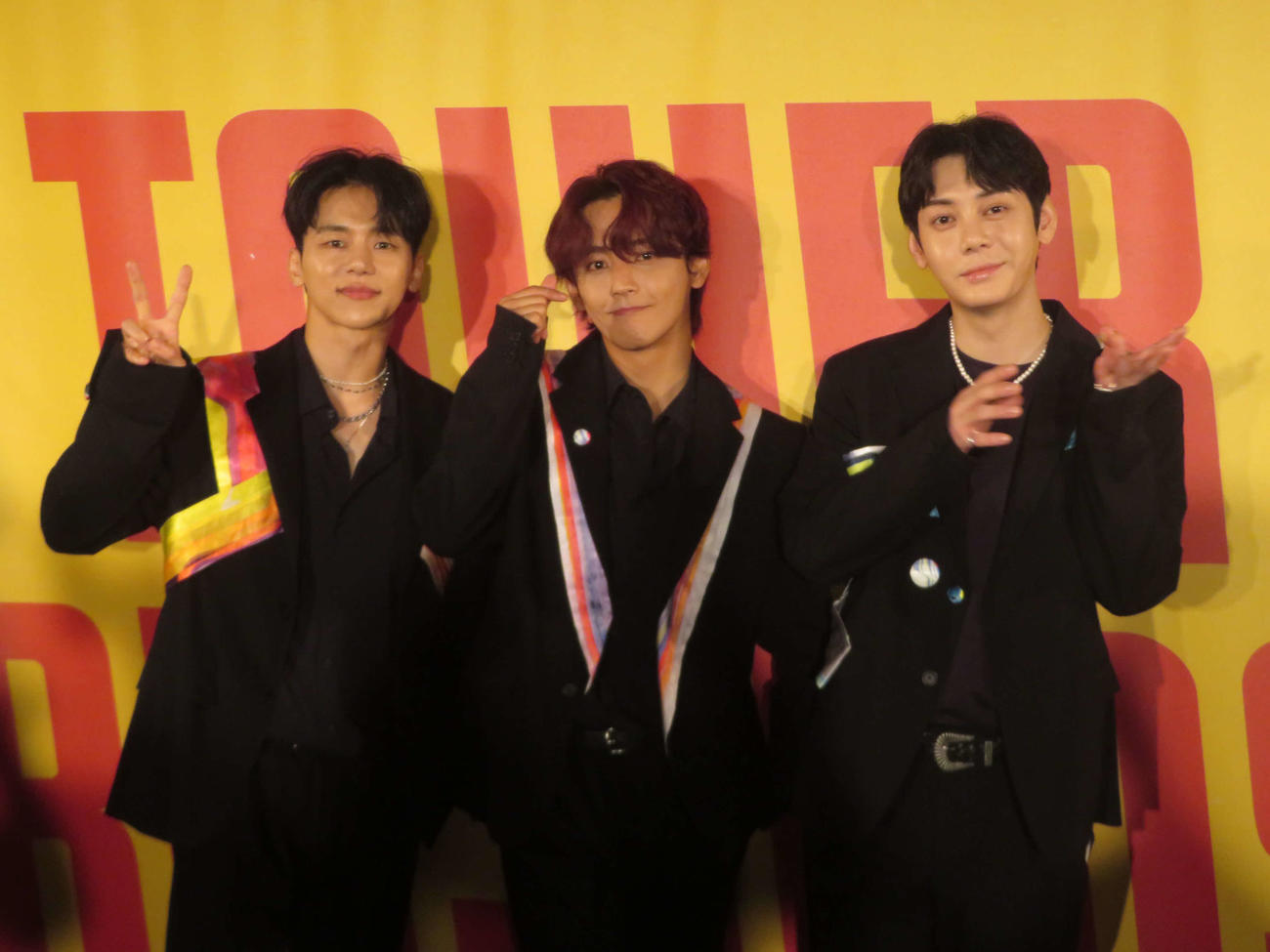 ミニアルバム「VIVID」発売記念イベントを開催したMYNAME。左からインス、セヨン、コヌ（撮影・川田和博）
