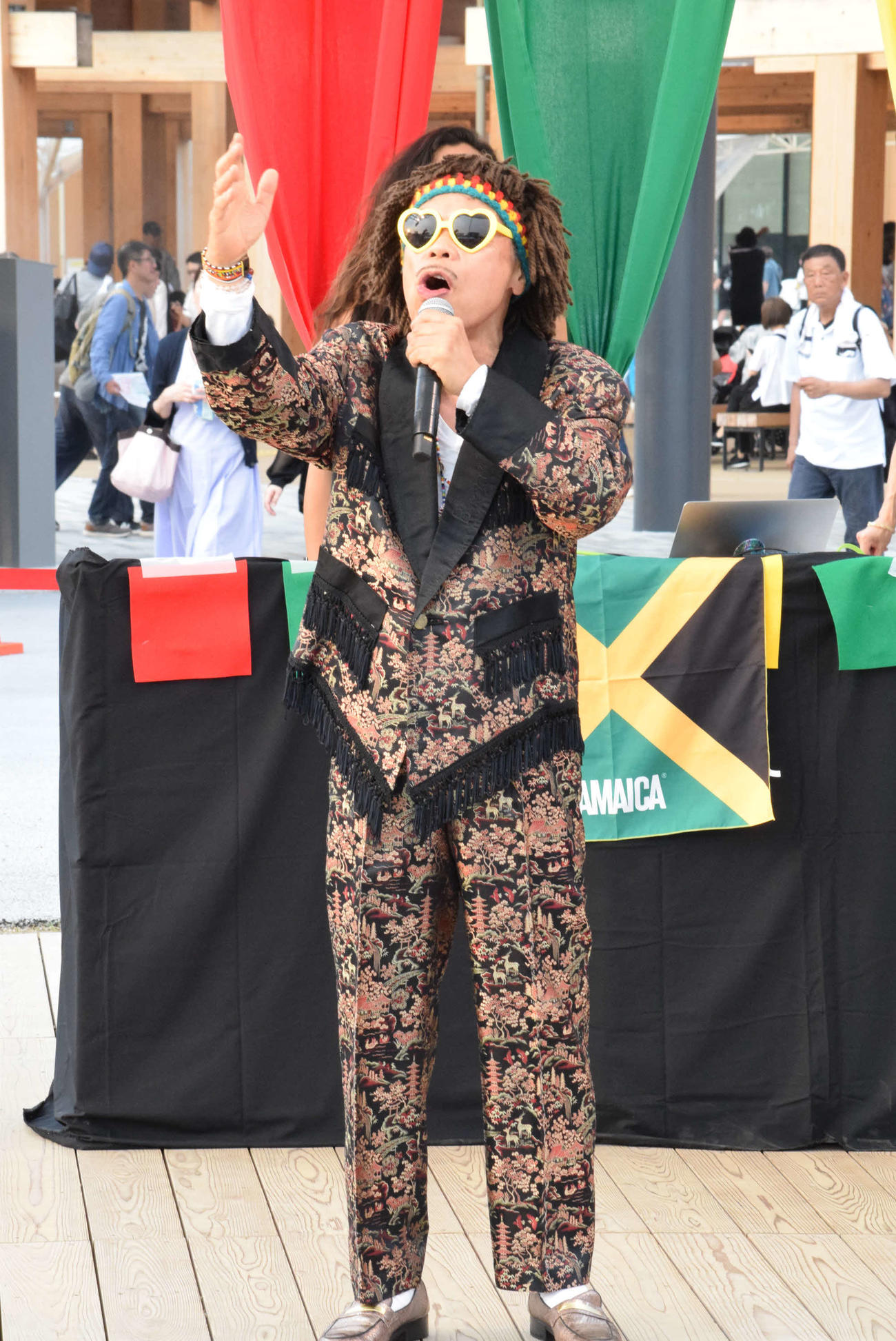 80歳若井ぼんが万博レゲエイベントに出演、目標は関西大物タレント超え「100歳まで頑張る」 芸能写真ニュース 日刊スポーツ