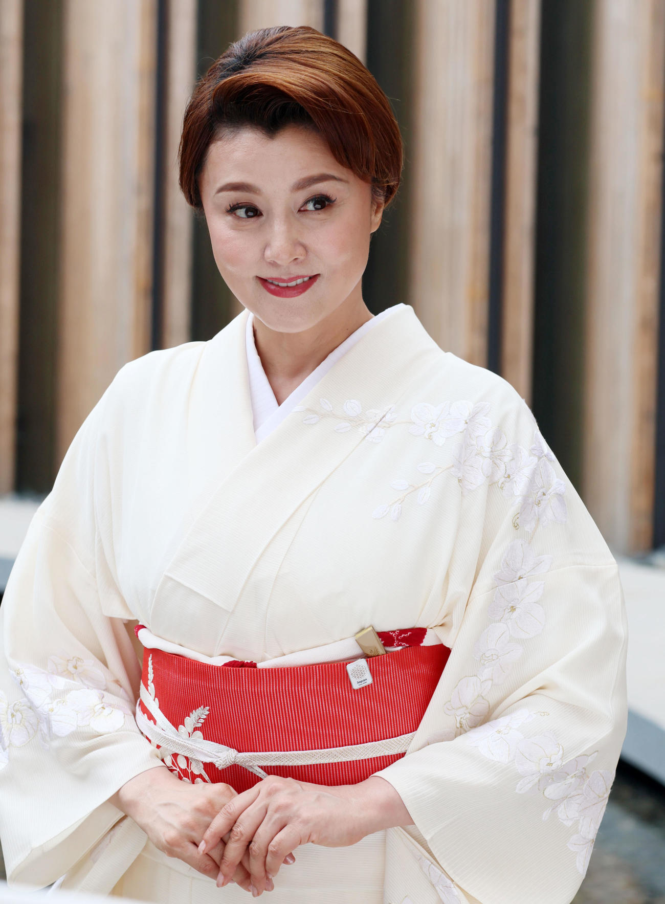 「ジャパンデ－」イベントに出席し日本館で写真に納まる名誉館長の藤原紀香（撮影・加藤哉）