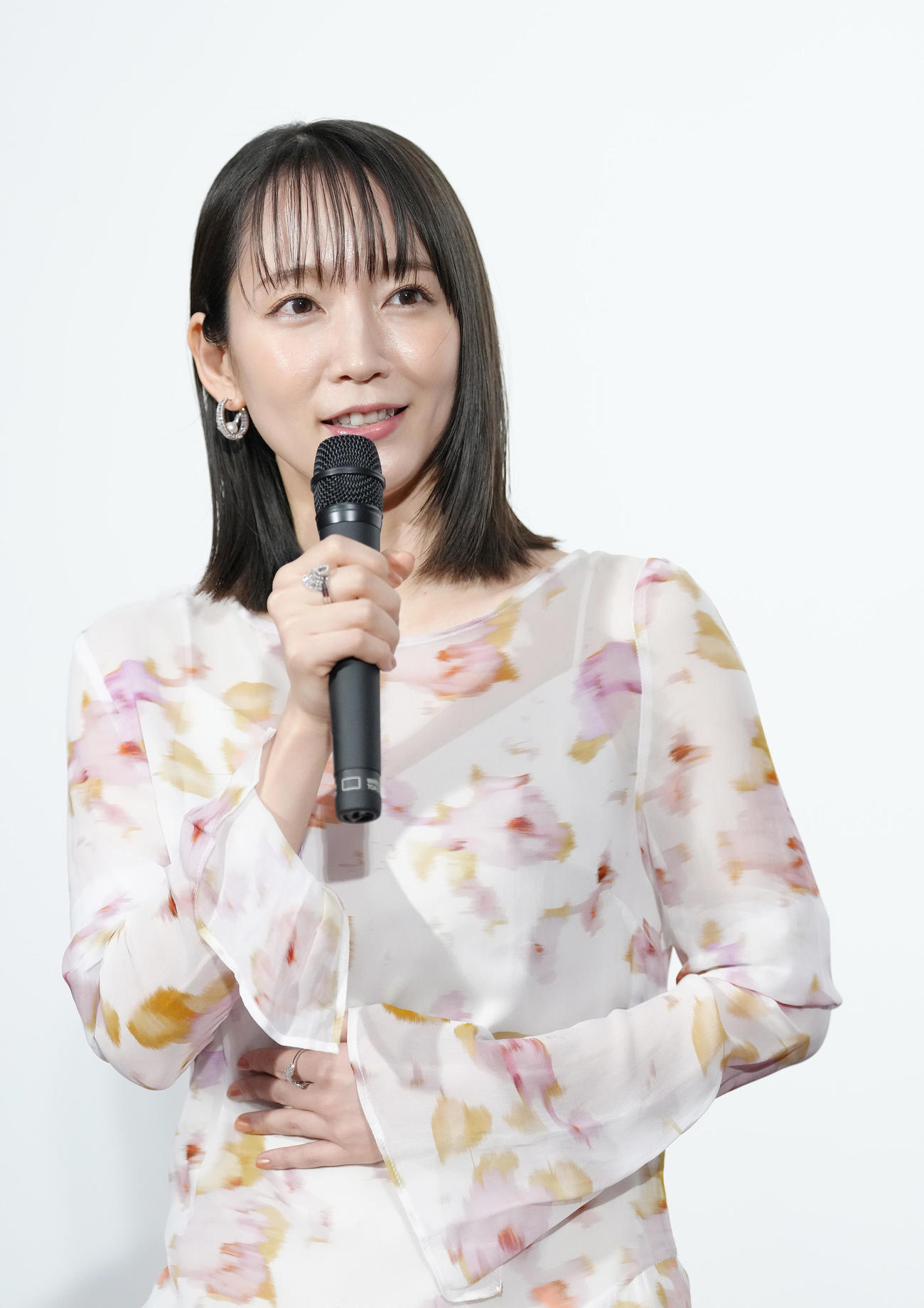会見に登壇し見所を語る吉岡里帆（撮影・足立雅史）