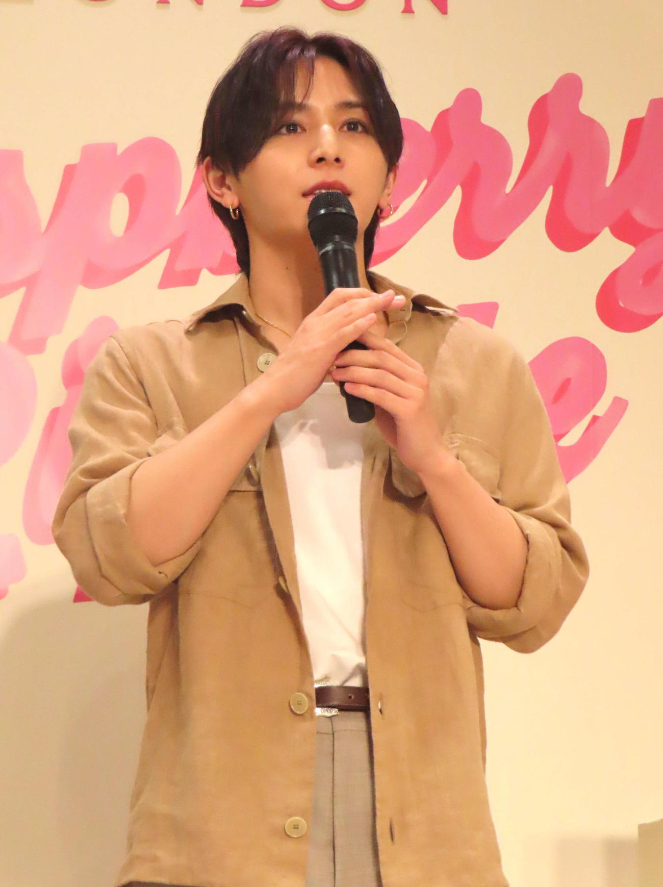 「ラズベリー　リップル　ポップアップイベント　プレスセッション」に登壇したHey！Say！JUMP山田涼介