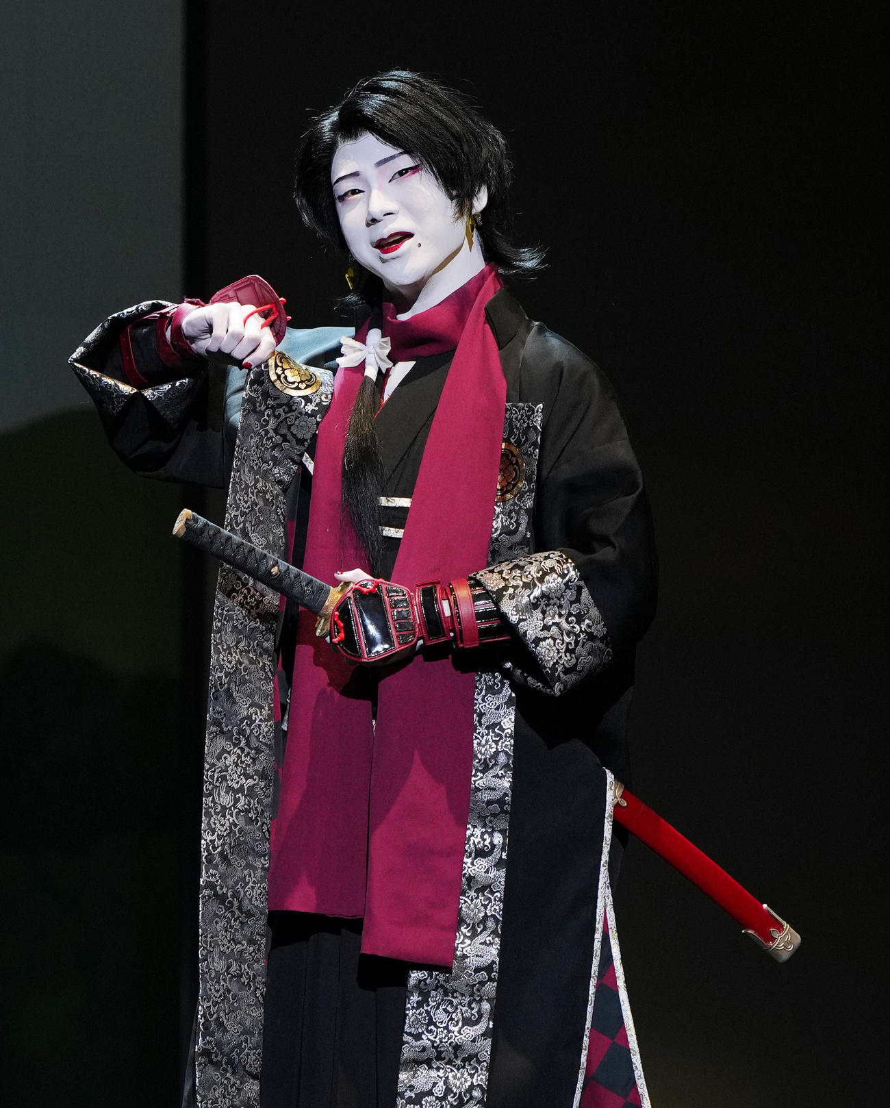 歌舞伎「刀剣乱舞」の舞台稽古に臨む尾上左近（撮影・菅敏）