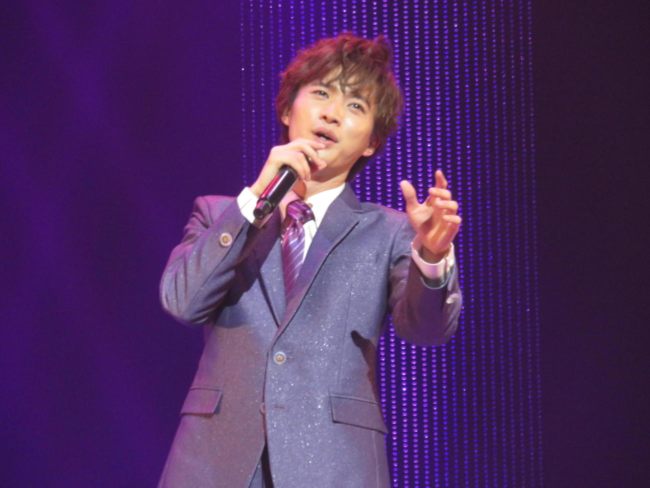 浅草公会堂で単独公演を行った青山新