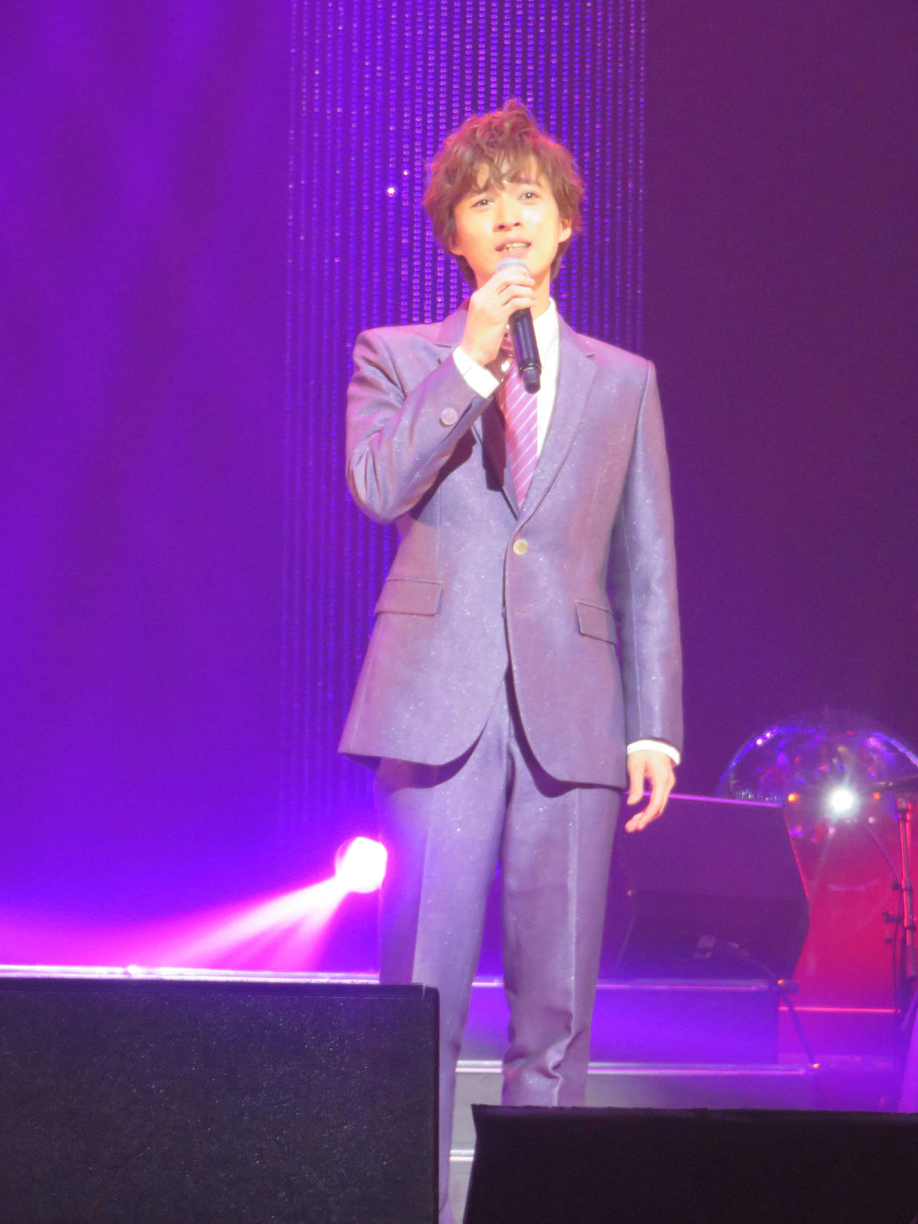 浅草公会堂で単独公演を行った青山新