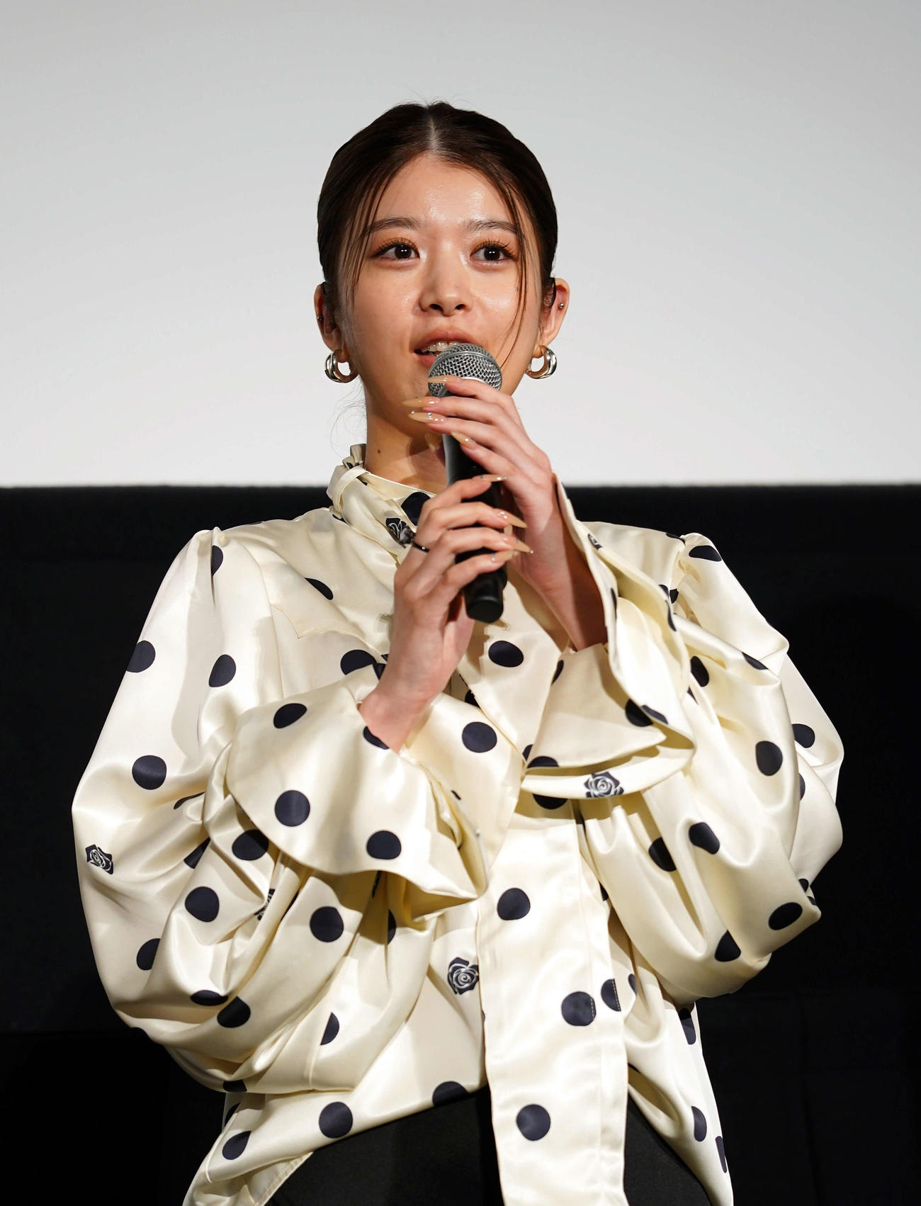 映画「愛されなくても別に」公開記念舞台挨拶に登壇した馬場ふみか（撮影・小島史椰）