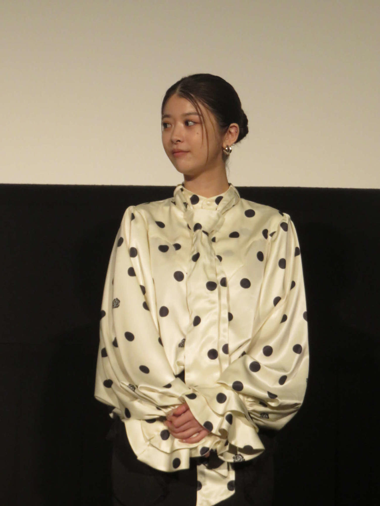 映画「愛されなくても別に」の舞台あいさつに出席した馬場ふみか