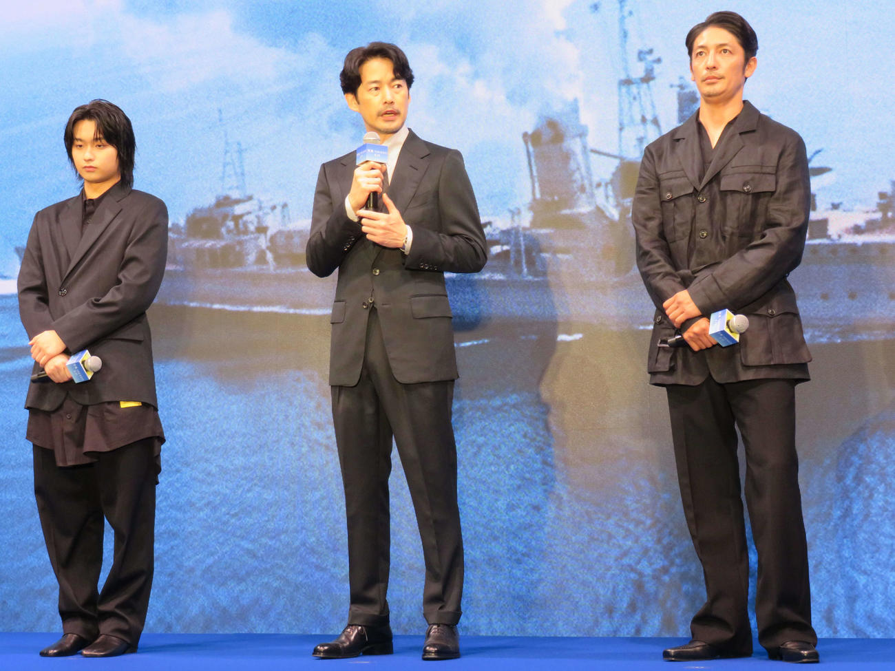 映画「雪風　YUKIKAZE」完成報告に出席した、左から奥平大兼、竹野内豊、玉木宏（撮影・村上幸将）
