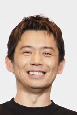 岡田義徳（2022年4月撮影）