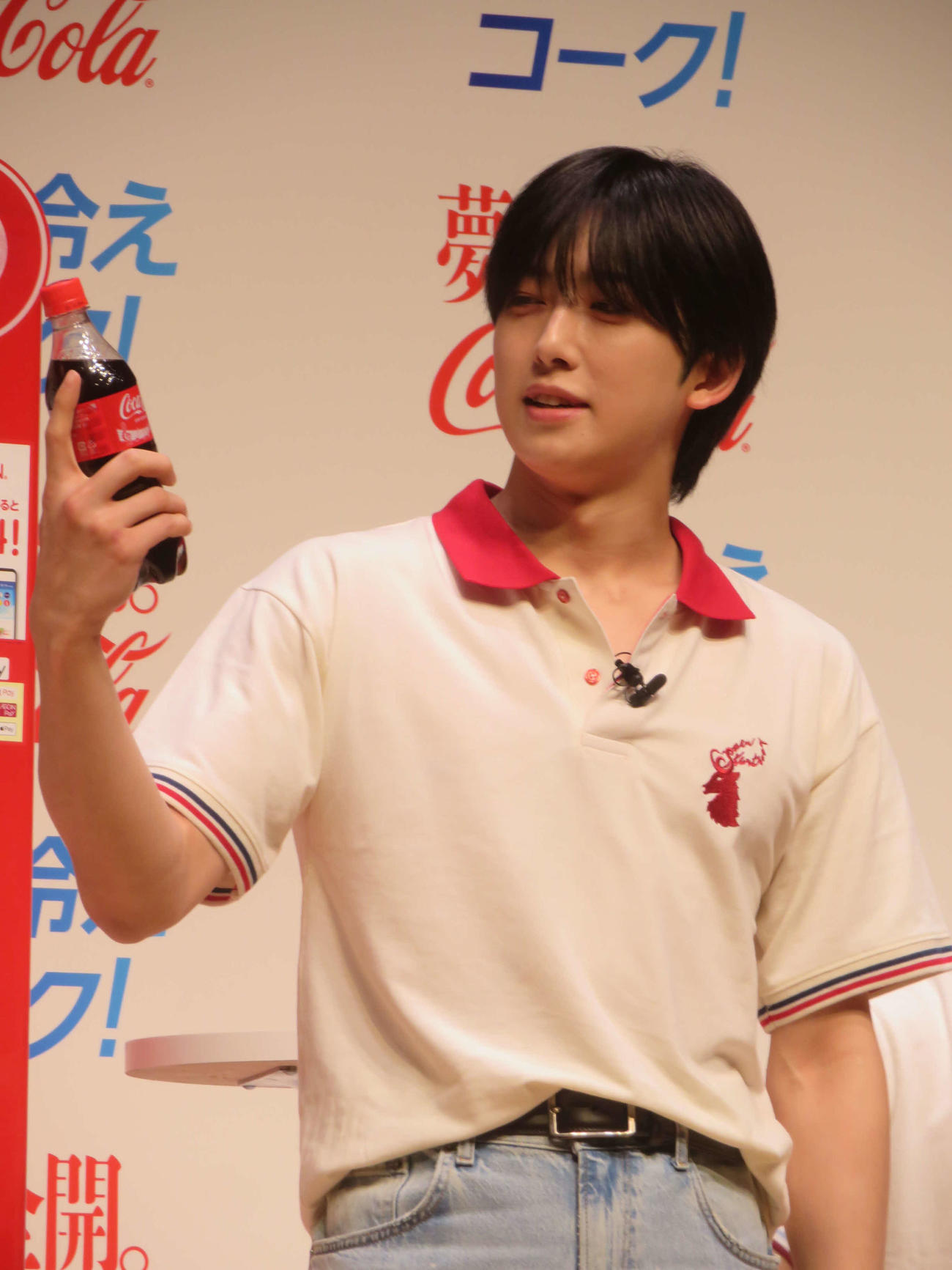なかやまきんに君のギャグをオマージュし、一言を披露するFUMA（撮影・川田和博）