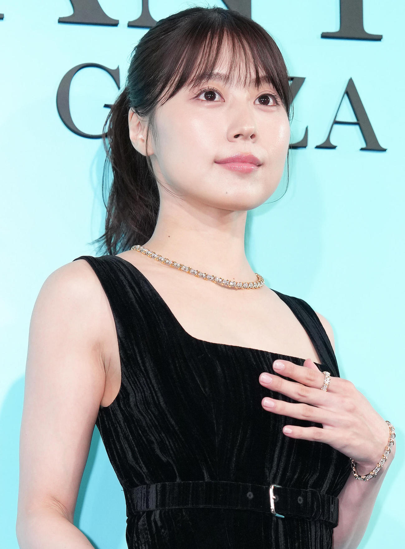 フォトコールに登場した有村架純（撮影・足立雅史）