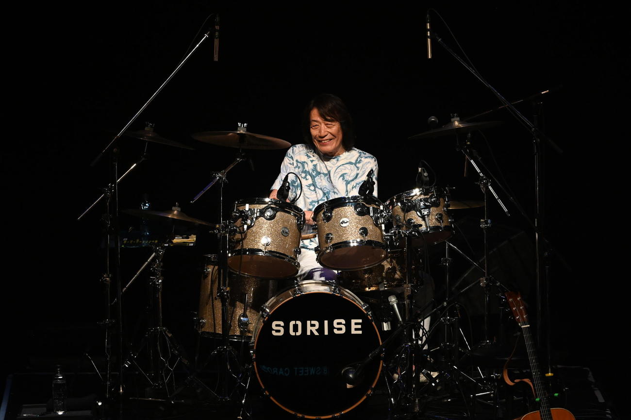 SORISEとしてコンサートを行った矢沢透（撮影・岡利恵子）