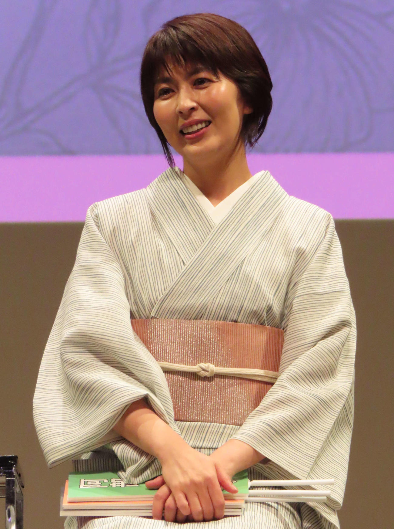 テレビ朝日系「しあわせな結婚」の試写会に出席した松たか子