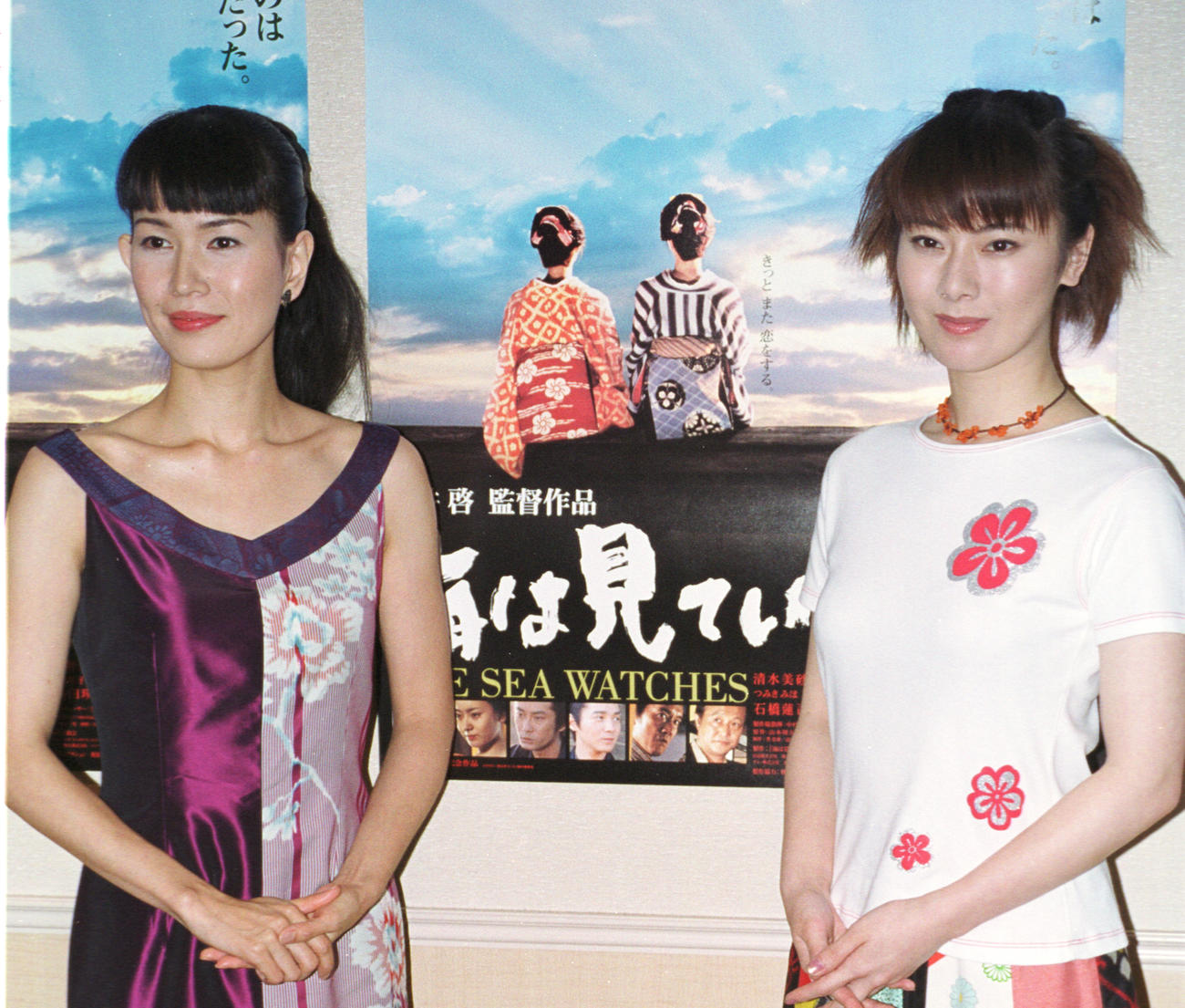 「海は見ていた」PR会見での清水美沙（左）と遠野凪子
