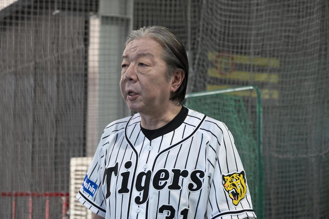 映画「栄光のバックホーム」で掛布雅之さんを演じる古田新太（C）2025「栄光のバックホーム」製作委員会