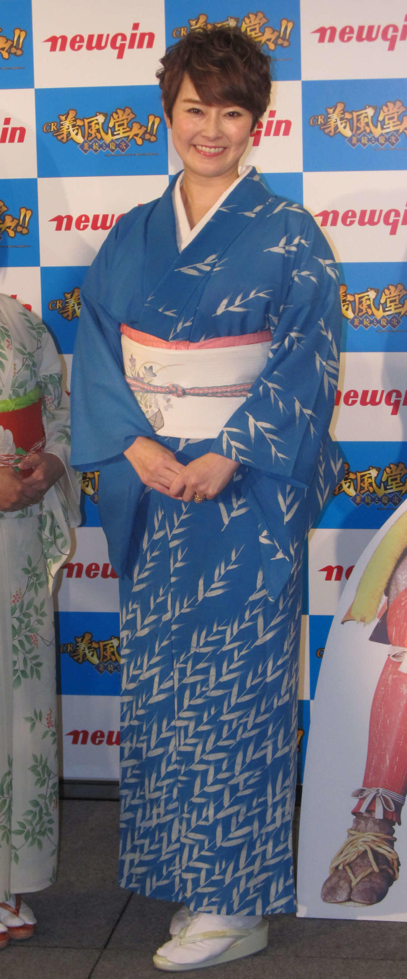 浴衣姿で登場した遠野なぎこさん＝15年7月2日
