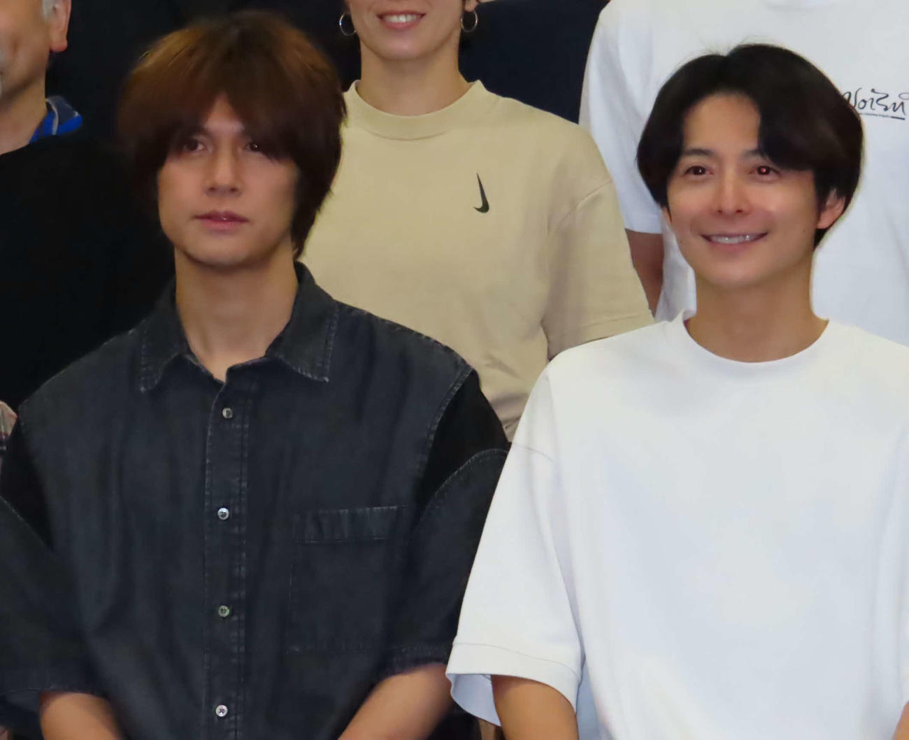 「ある男」稽古場披露に出席した浦井健治（左）と小池徹平