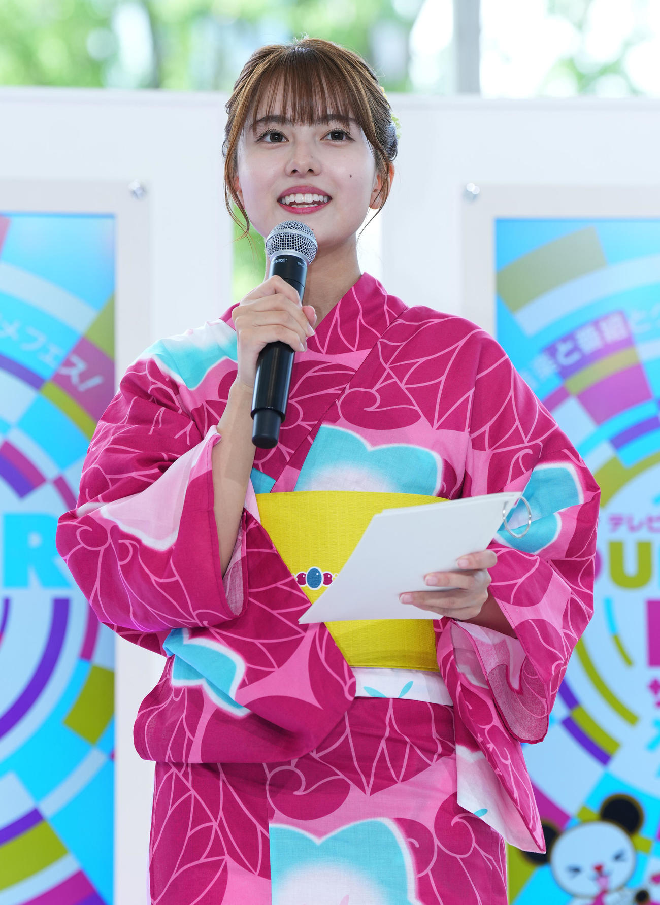 「テレビ朝日・六本木ヒルズSUMMER FES」で登壇する新人アナの宮本夢羅（撮影・菅敏）