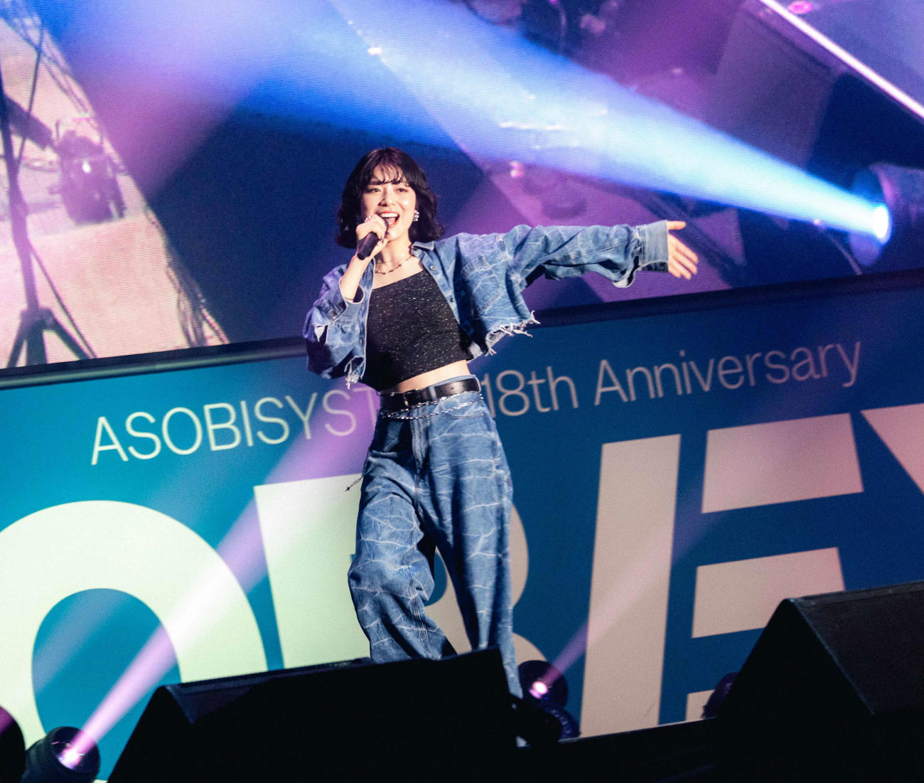 「ASOBI EXPO」に出演した、かわにしなつき（ヨシモリユウナ氏、金谷龍之介氏撮影）