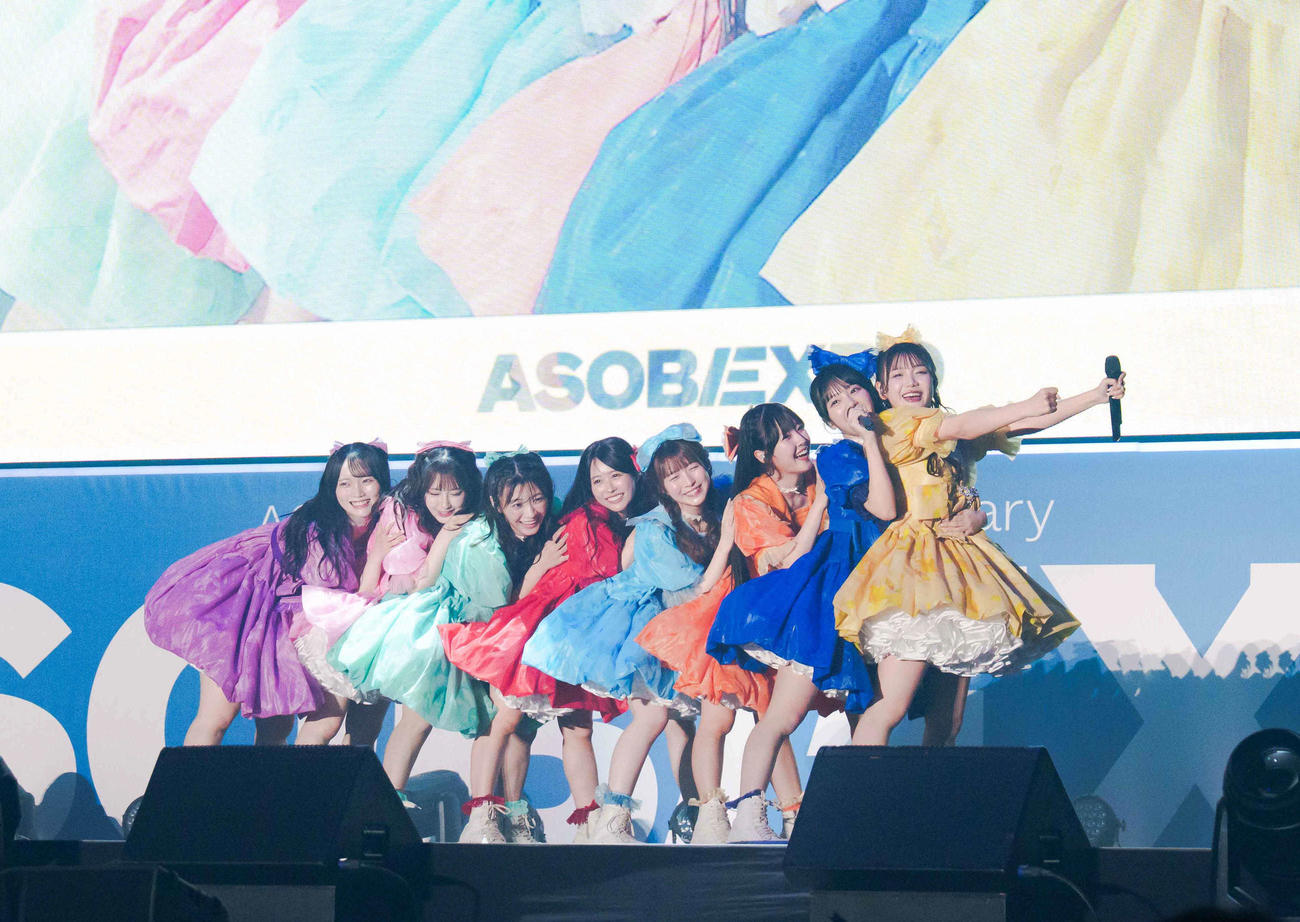 「ASOBI EXPO」に出演したCUTIE STREET（ヨシモリユウナ氏、金谷龍之介氏撮影）