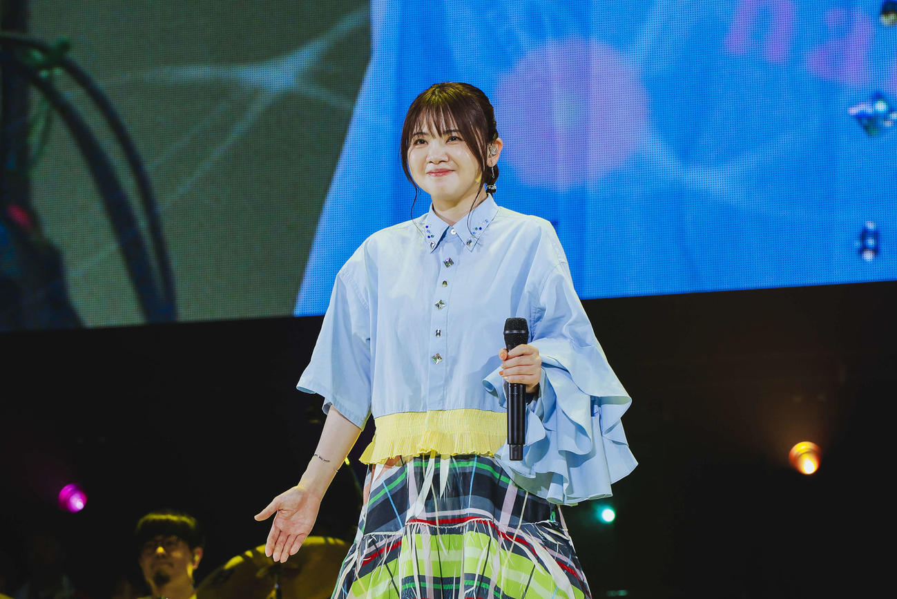 ツアー最終公演でパフォーマンスするいきものがかり吉岡聖恵（堀内レイ氏撮影）