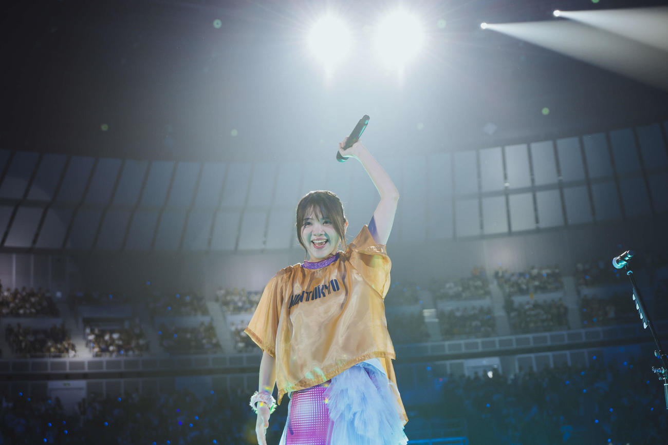 ツアー最終公演でパフォーマンスするいきものがかり吉岡聖恵（堀内レイ氏撮影）