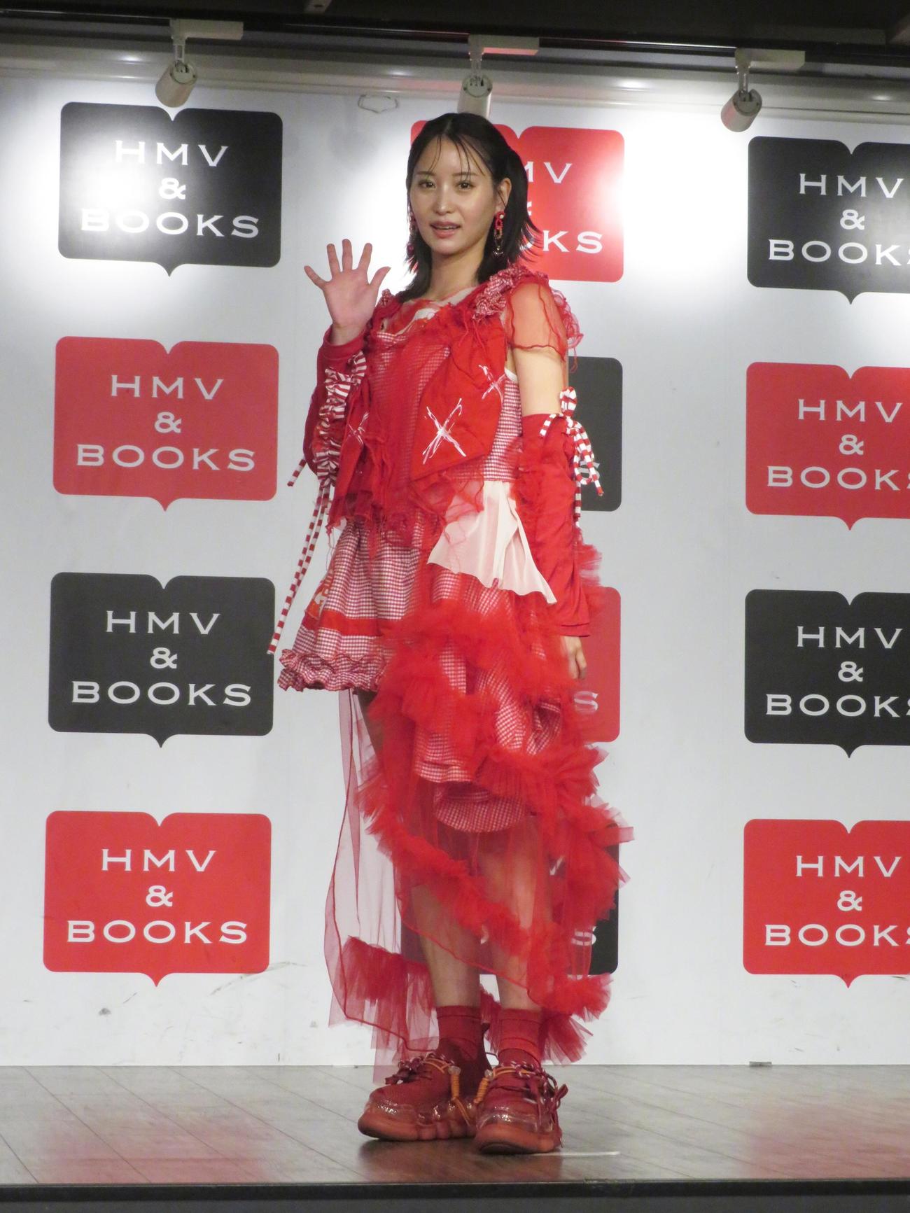 写真集「まりやぎツーリズム」発売記念取材会に出席した永尾まりや（撮影・川田和博）