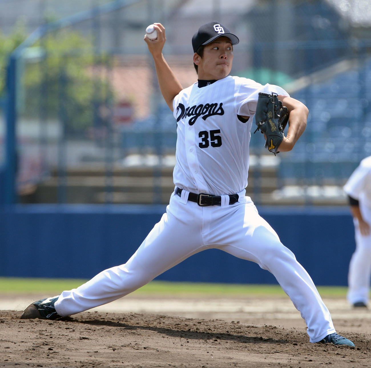 中日時代の辻孟彦さんの投球フォーム（2014年5月撮影）