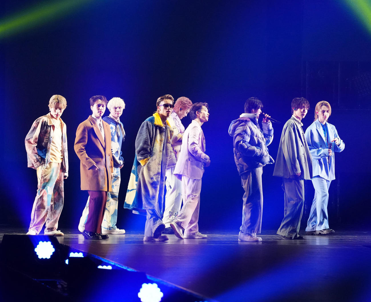 「Rakuten GirlsAward 2024 S／S」でパフォーマンスするBUDDiiS（撮影・江口和貴）