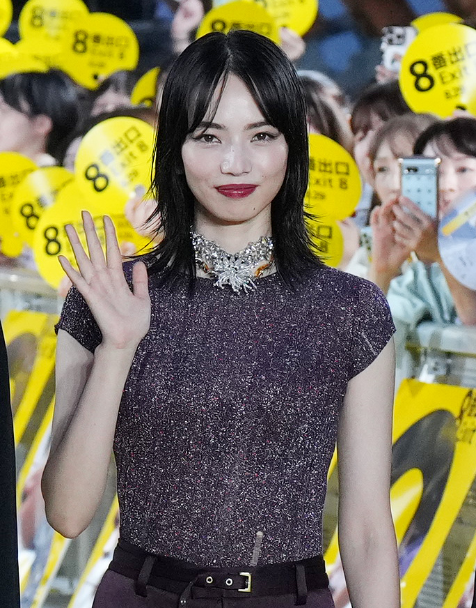 映画「8番出口」のイベントでの小松菜奈