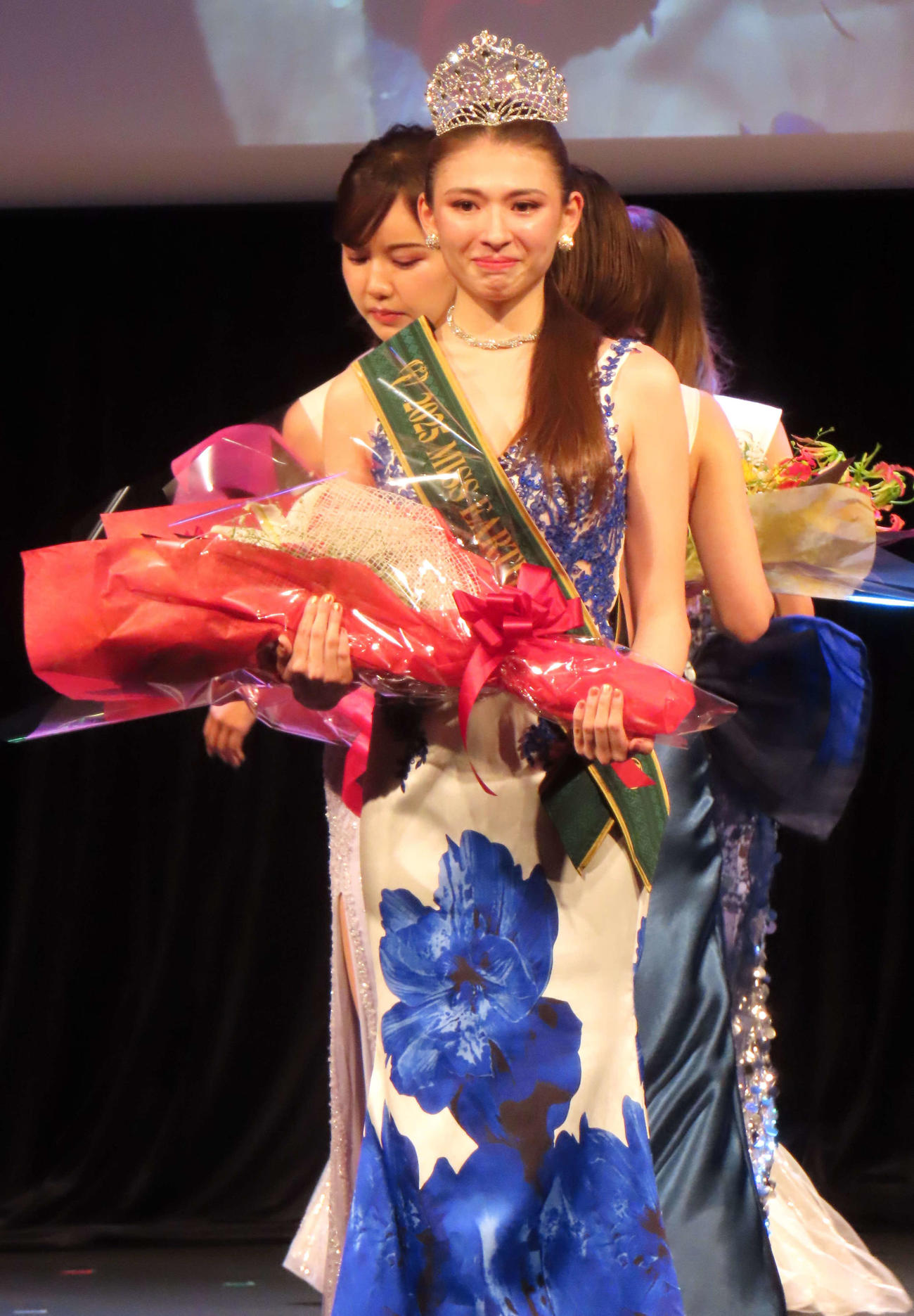 「2025ミス・アース・ジャパン　日本大会」でグランプリに輝いた島内エミリアさん