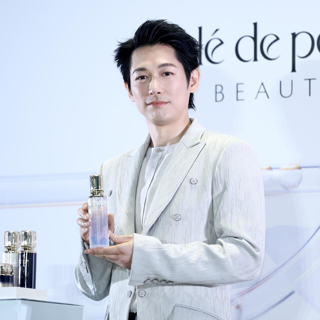 フォトコールに臨むディーン・フジオカ（撮影・河田真司）