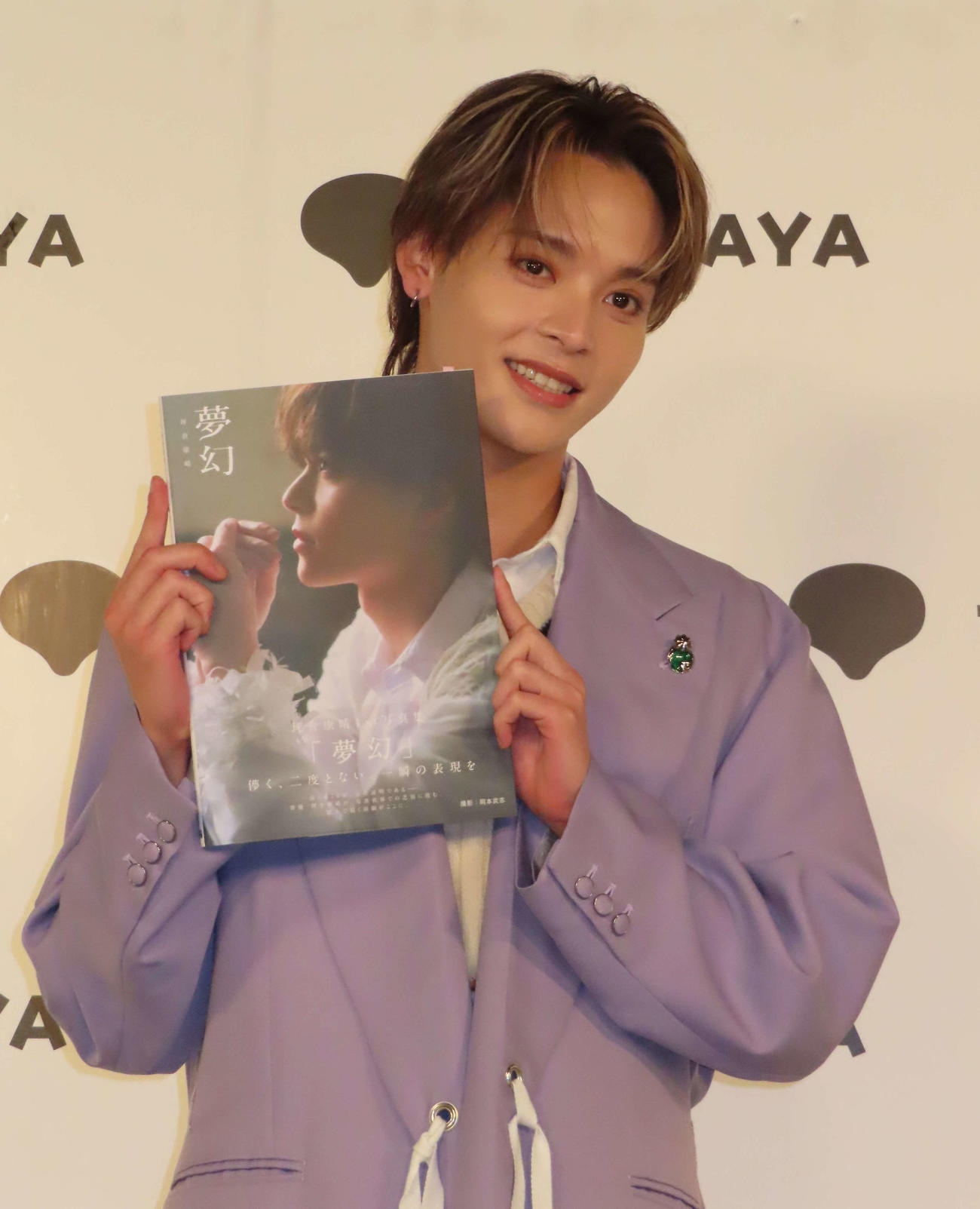 写真集「夢幻」のイベントを行った坪倉康晴
